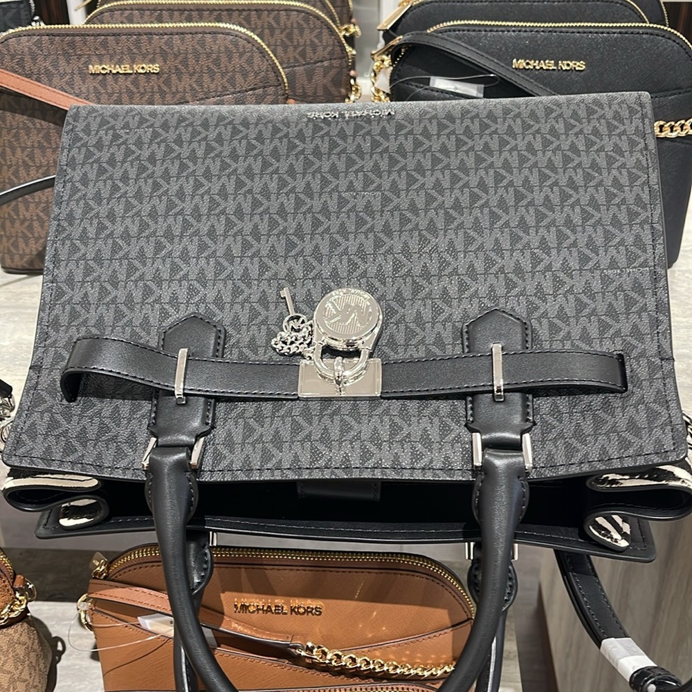 Michael Kors Hamilton Medium Signature Logo Satchel
Black 
NWT - Picture 7 of 16